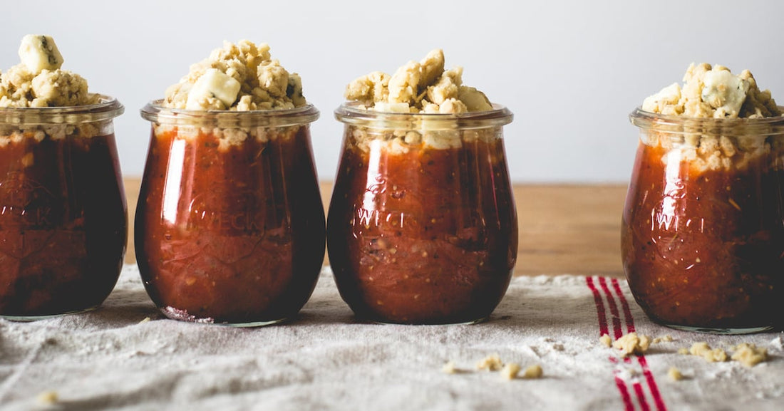 Le crumble de tomates, moutarde et gorgonzola