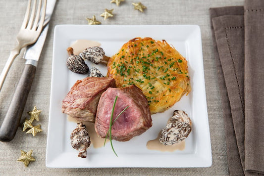 À table / Grenadins de veau aux morilles par L'atelier des Chefs